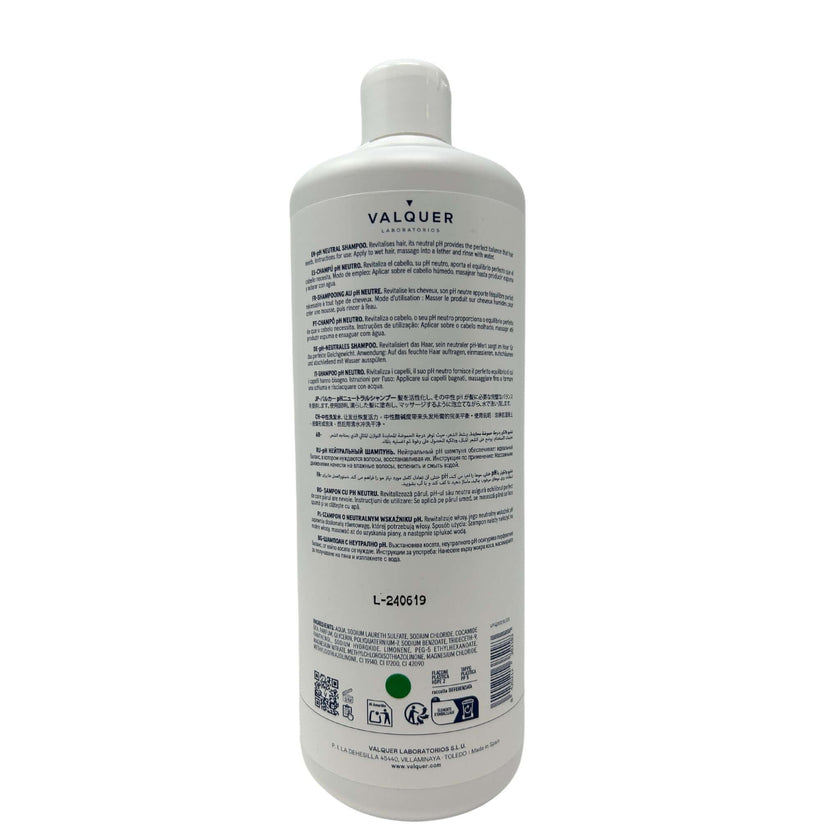 Neutral pH shampoo