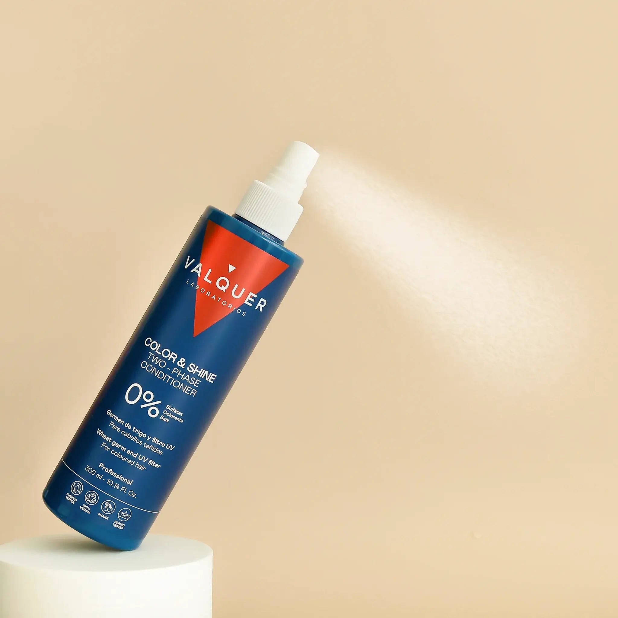 Revitalisant biphasique sublimateur de couleur et de brillance pour cheveux colorés - 300 ml