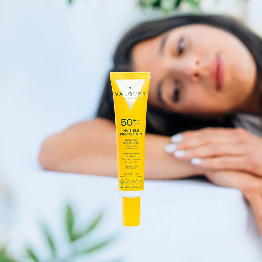 Sérum Facial Invisible Protection SPF 50+ Antiedad e Hidratante - 40 ml