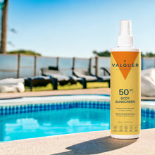 Load image into Gallery viewer, Body sunscreen SPF 50 protects and moisturizes - 300 ml
