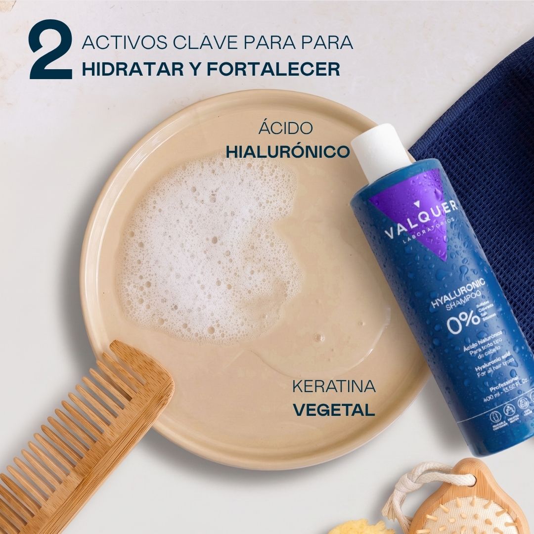 Textura del champú Hyaluronic Valquer con sus 2 activos clave para hidratar y fortalecer: ácido hialurónico y keratina vegetal