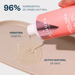 Textura del champú Special Curls Valquer con sus activos naturales: keratina vegetal y activo natural de maíz, 96% de origen natural