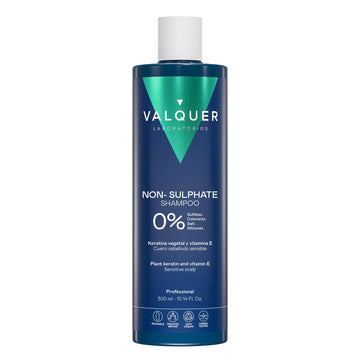 Champú Sin Sulfatos 0% de Valquer sobre fondo blanco
