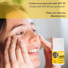 Cargar imagen en el visor de la galería, para pieles con manchas
