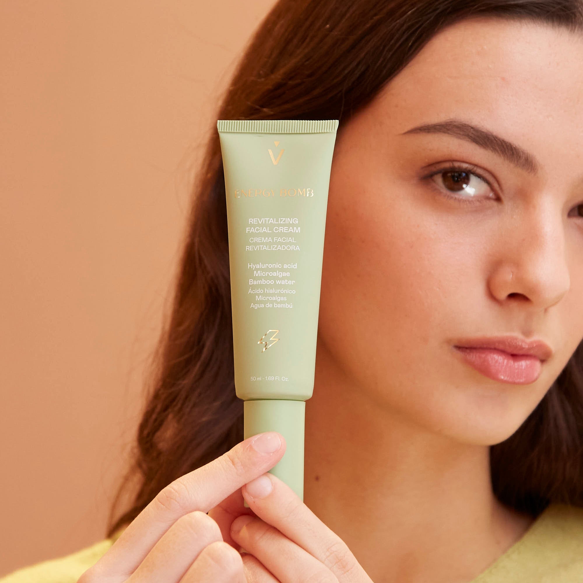 crema facial revitalizante y reafirmante