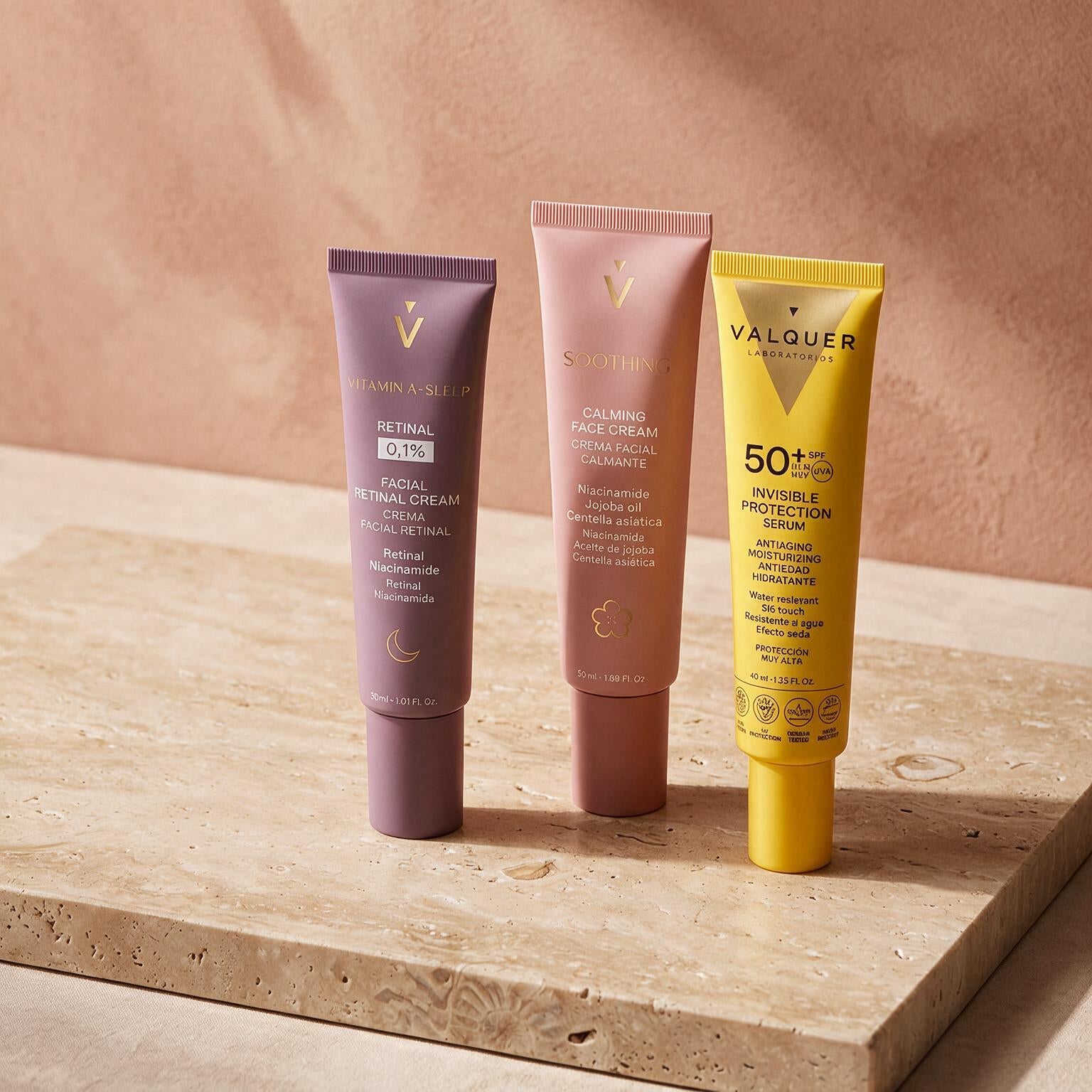 Rutina facial de día y noche con Retinal 0,1%, crema calmante Soothing y protector solar facial SPF 50+ Valquer.