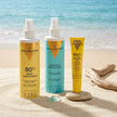 Trío Solar Completo de Valquer en la playa para proteger rostro, cuerpo y cabello frente a la exposición solar.