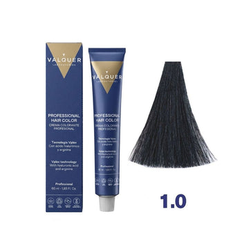 Caja y tubo del tinte Valquer Vplex 1.0 Negro de 60 ml junto a una muestra de cabello negro.